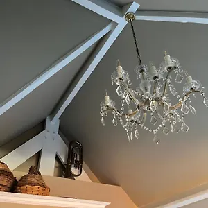 https://bb-le-flaneur.bruges-hotels.info